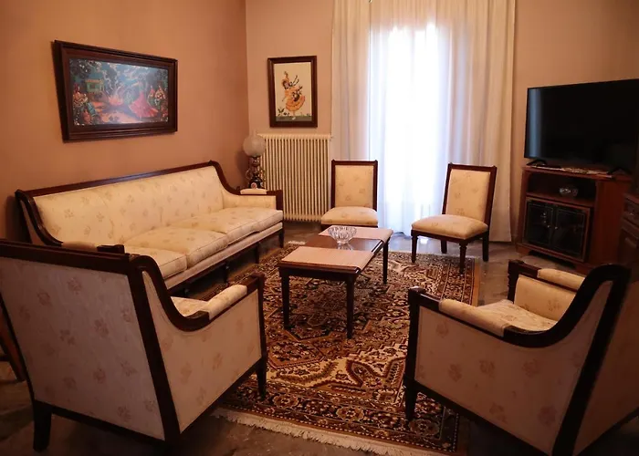 Lägenhet Fofi's Place Magoulitsa